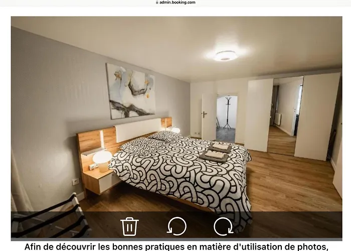 Appartement Renove Place Du Palais Avec Parking