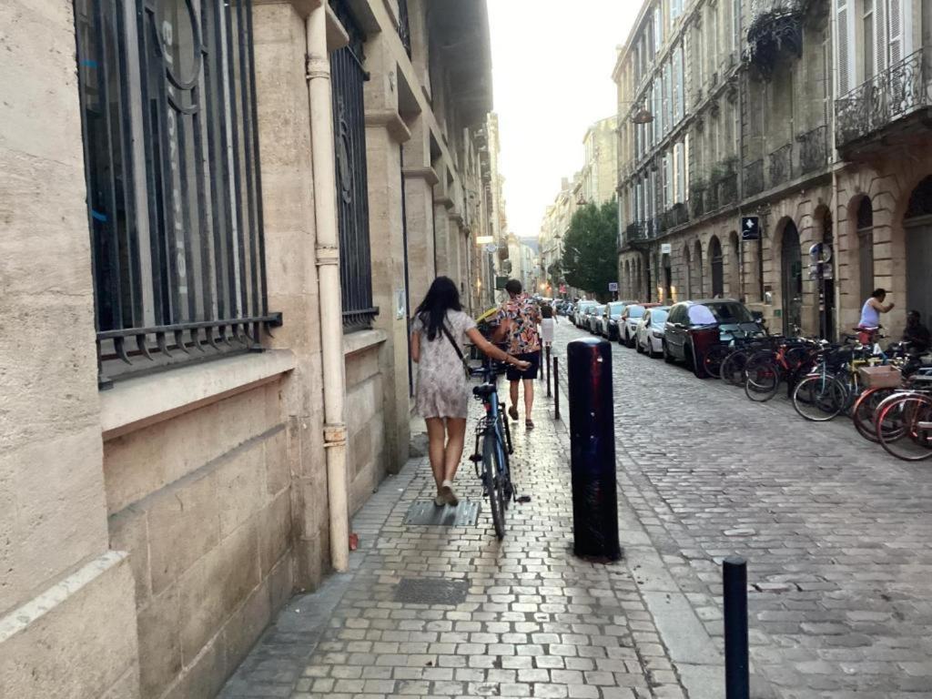 Renove Place Du Palais Avec Parking Apartment Bordeaux